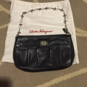 Ferragamo shoulder bag with chain
