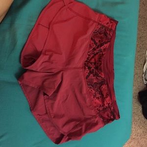 4away stretch lulu shorts