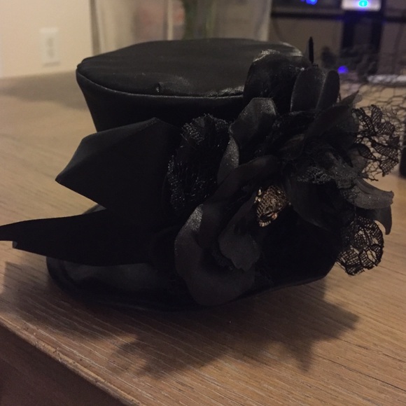 Mini top hat