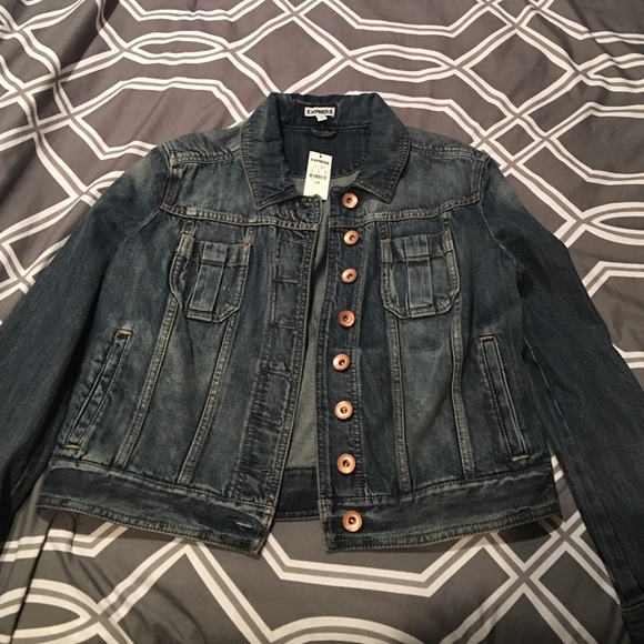 Lg jean jacket from express. Never worn. Has tag - Picture 1 of 2