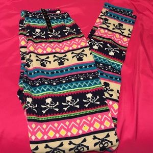 New colorful skull tights