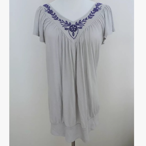 Vonmaur soprano embroidered floral shirt