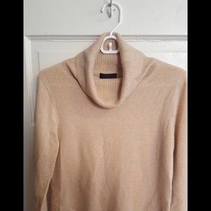 J.Crew 100% cashmere turtleneck