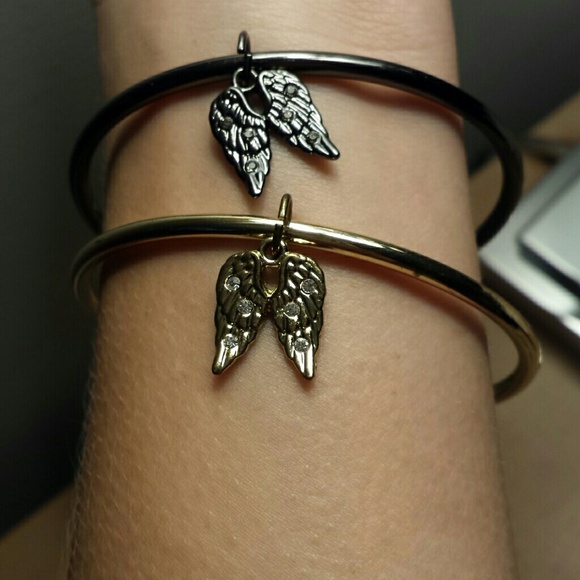 Victoria secret bangles with angel wings