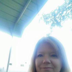 Meet your Posher, Ronell