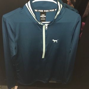 Love pink ultimate zip top