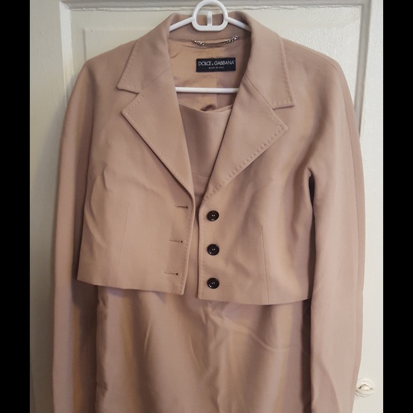 CLOSET CLOSING! Dolce & Gabbana wool suit - Picture 2 of 4