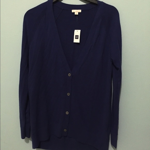 Cardigan - Picture 2 of 3