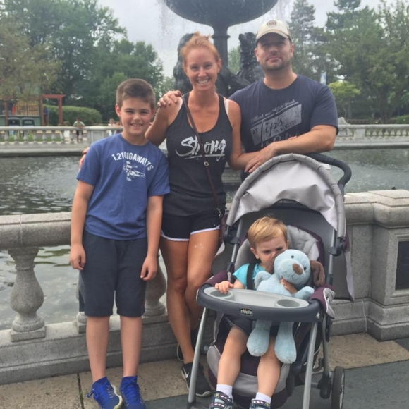 Meet your Posher, Carissa - Picture 2 of 2