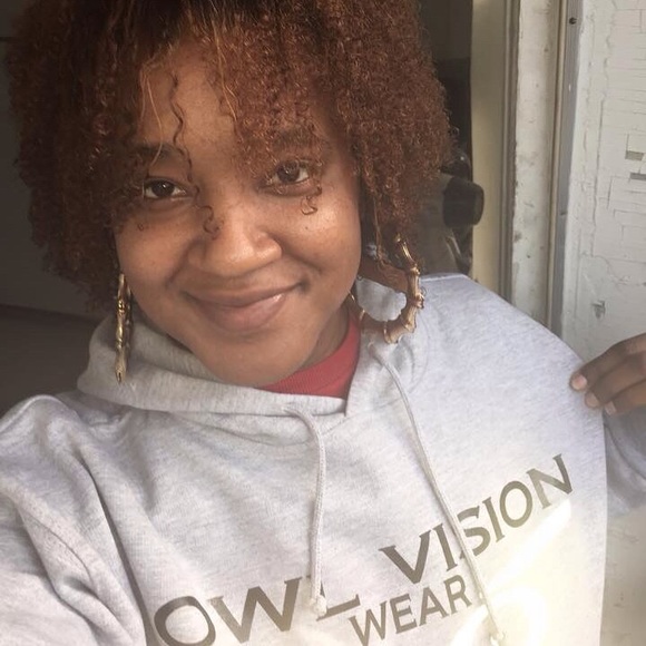 Tee shirts, hoodies, sweat suits, caps, kids, - Picture 2 of 4