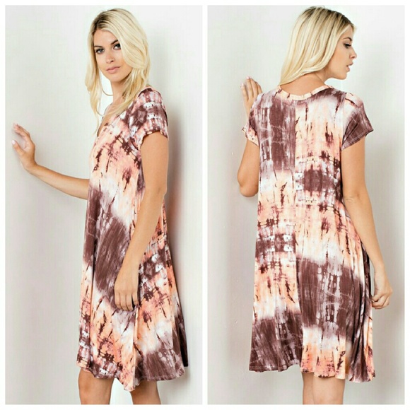 Evangeline V-neck Dress - Picture 2 of 2