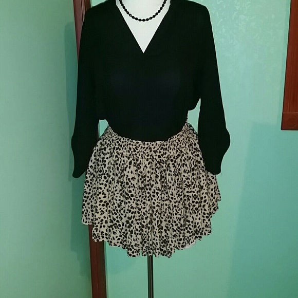 H&M Leopard Skirt.