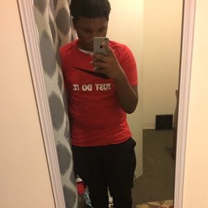 Meet your Posher, Jonathan