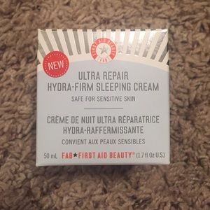 First Aid Beauty Hydra Firm sleeping cream