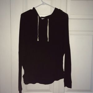 stretchy black sweatshirt