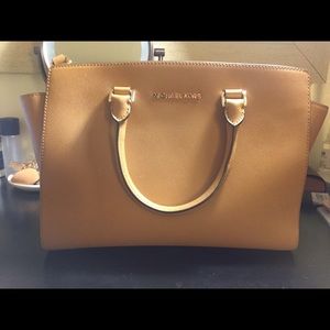 Michael Kors Selma Large