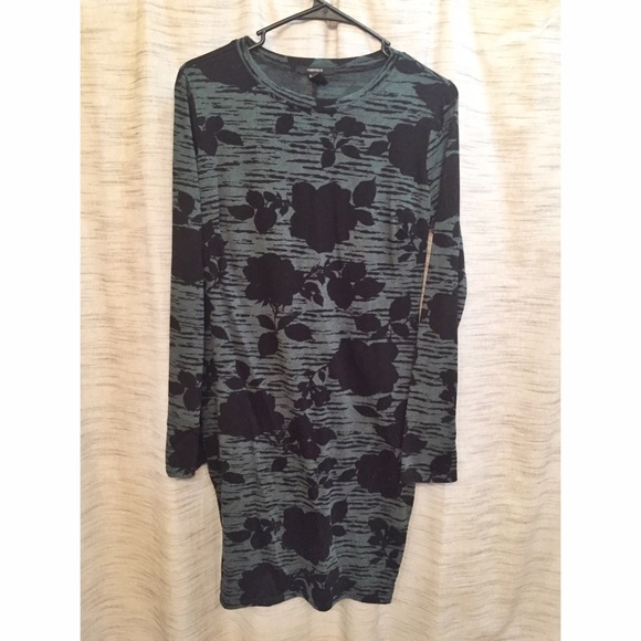Long Sleeved Body Con Dress