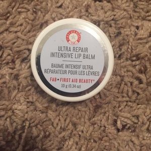 Ultra repair intensive lip balm