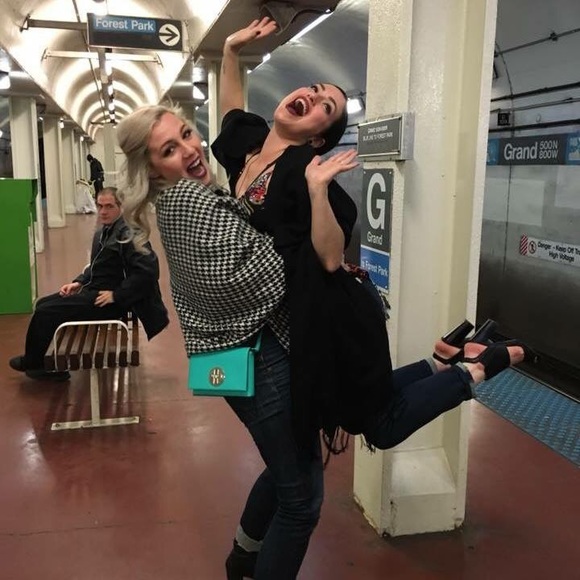 Meet the Posher - Picture 2 of 4