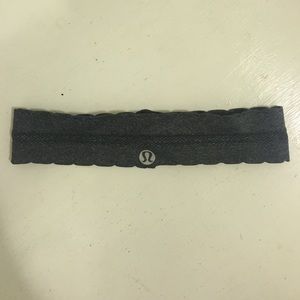 Lululemon Grey Scalloped Headband