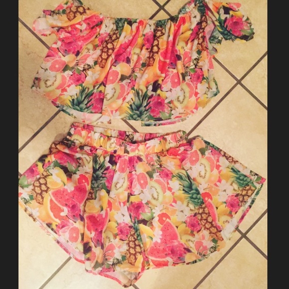 SHOW ME YOUR MUMU