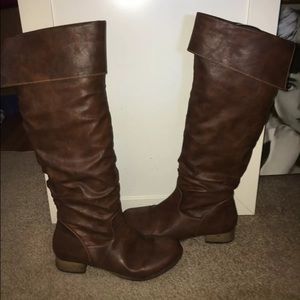 Cathy Jean brown boots