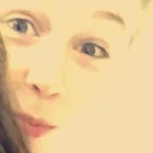 Meet your Posher, Mia