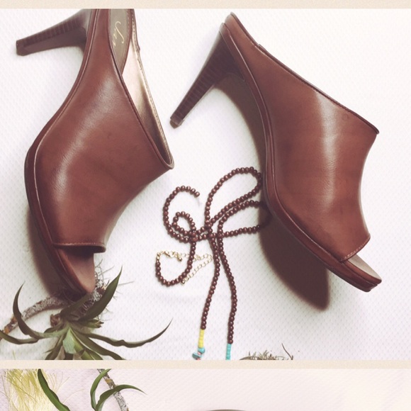Sam & Libby Mules