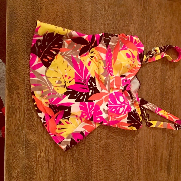 Floral spaghetti strap top with pads
