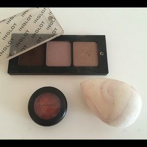 INGLOT Palette + Mac Eyeshadow + Beauty Blender