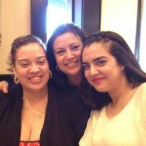 Meet your Posher, Myriam