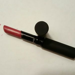 Mac Deliciously Forbidden lipstick