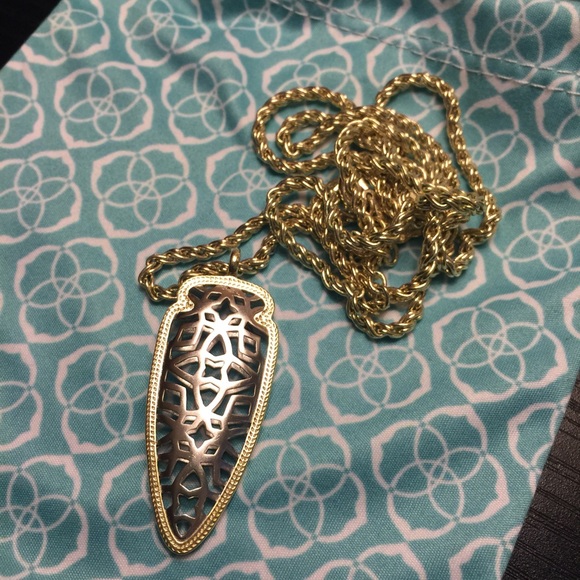 Kendra Scott Sienna necklace in silver