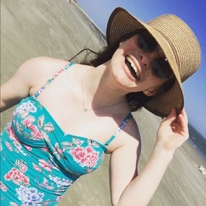 Meet your Posher, Gretchen