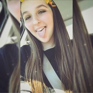 Meet your Posher, April