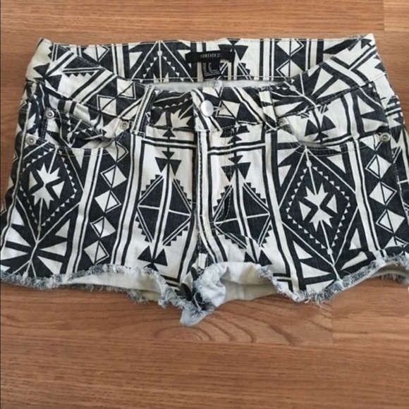 FOREVER21 Tribal Shorts