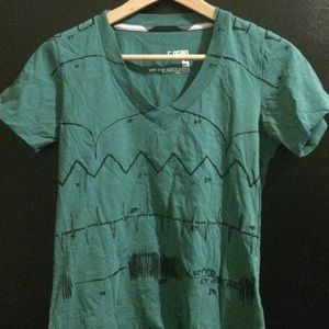 Women's Patterned T Shirt Size Small