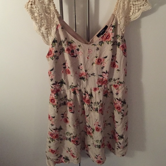 Lace Sleeves Floral Dress