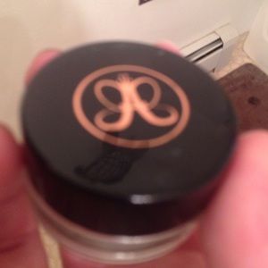 Anastasia Dipbrow Pomade