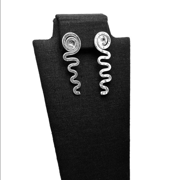 Handcrafted Earrings - Picture 1 of 2