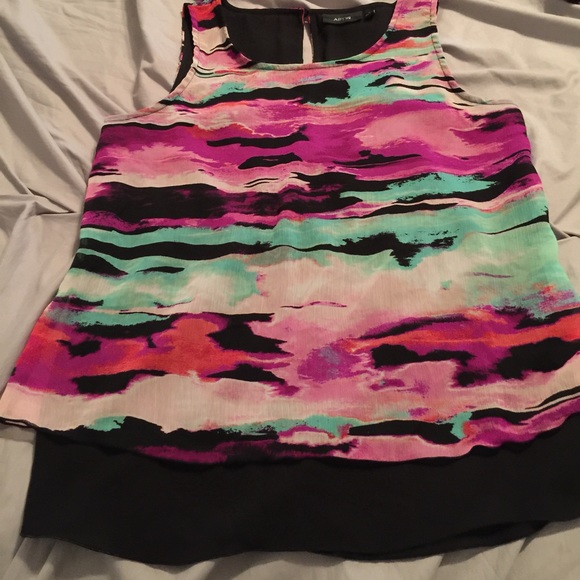 Sleeveless blouse - Picture 1 of 3