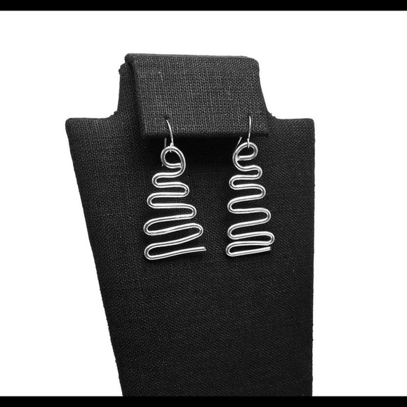 Handcrafted Earrings - Picture 1 of 1