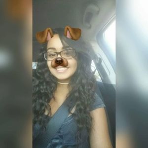 Meet your Posher, Sheyla