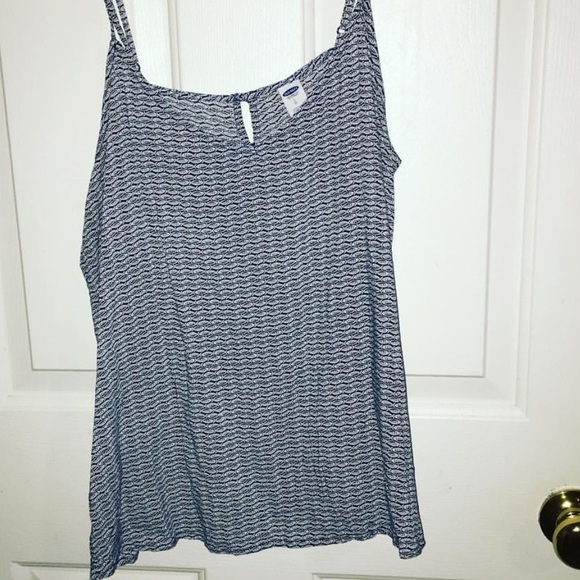 Old navy white and navy tank