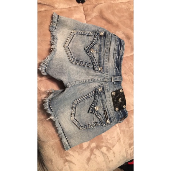 miss me shorts! - Picture 2 of 2