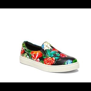 Steve Madden Floral Sneakers Sz 7.5