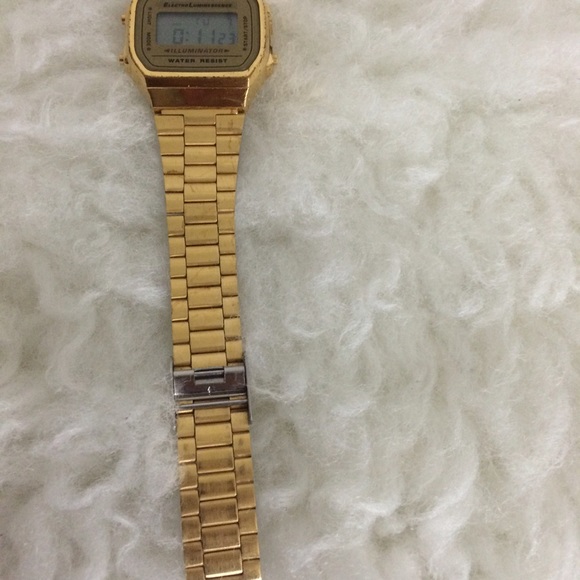 SOLD: Trendy Gold Casio Watch✨ - Picture 3 of 3