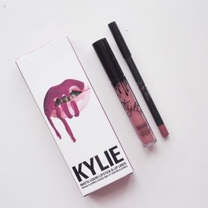Kylie Lip Kit Posie K