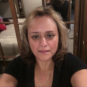 Meet your Posher, Veronica