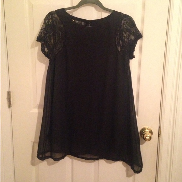 Black lace sleeved dress